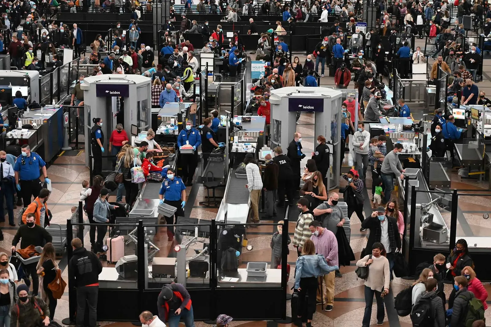 Thanksgiving Air Travel: Last-Minute Survival Tips